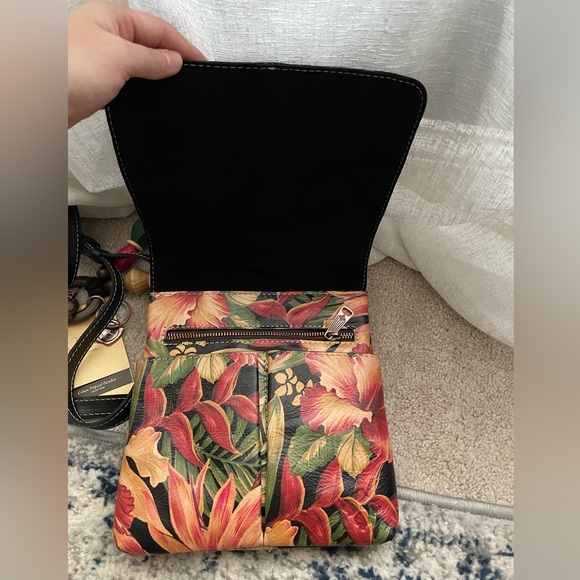 NWT Patricia Nash Crossbody - Picture 7 of 8